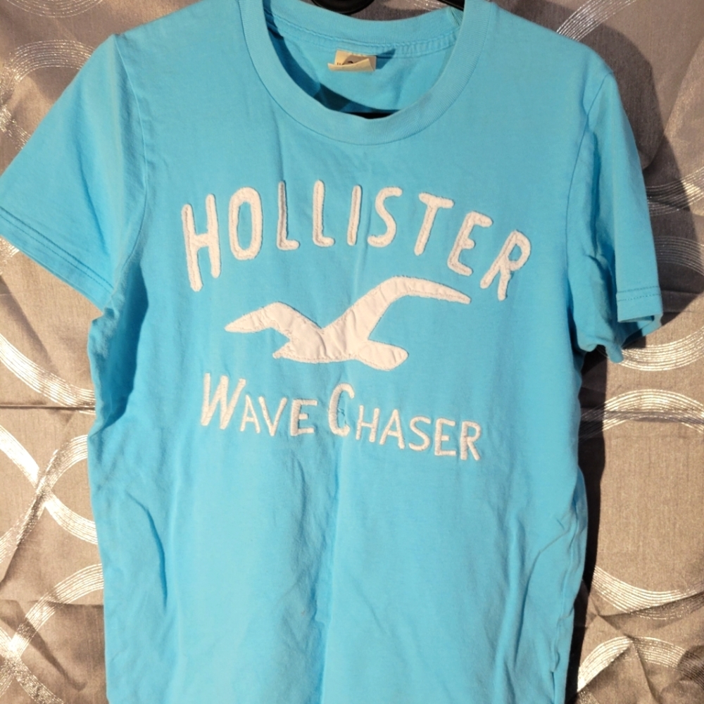Bby blue HOLLISTER SHIRT